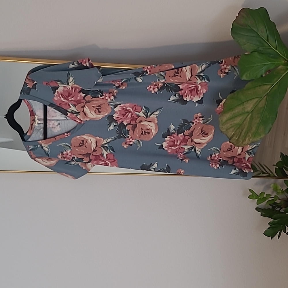 Sweet Pea size L floral dress